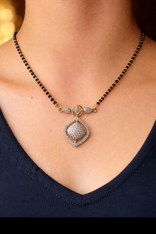 Unity knot mangalsutra set