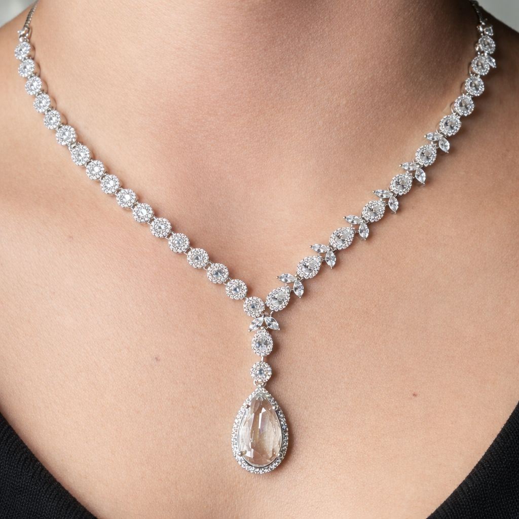 Vintage petal necklace set