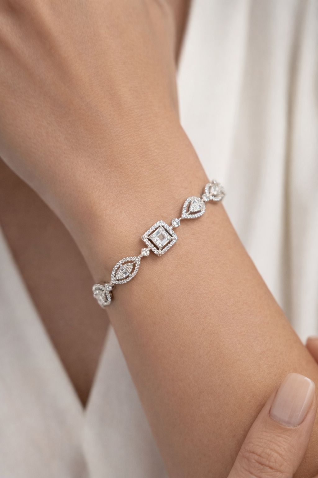 Prism symmetry bracelet