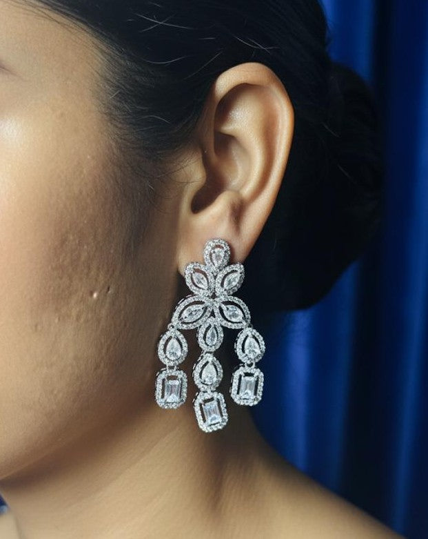 Sparkling shine drop earrings