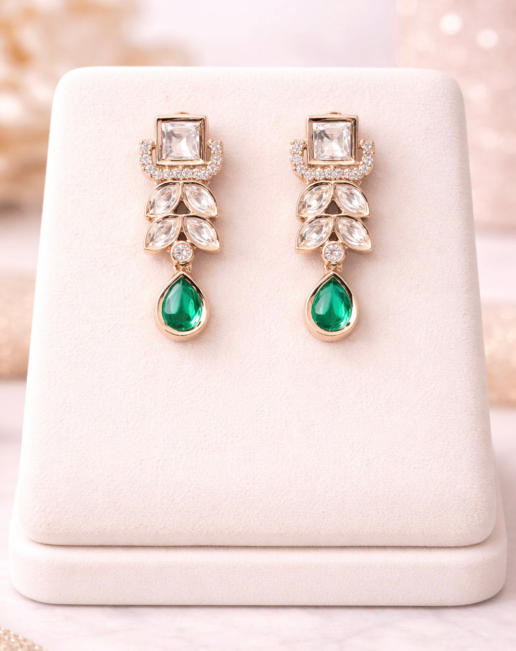 The Moissanite Panna set