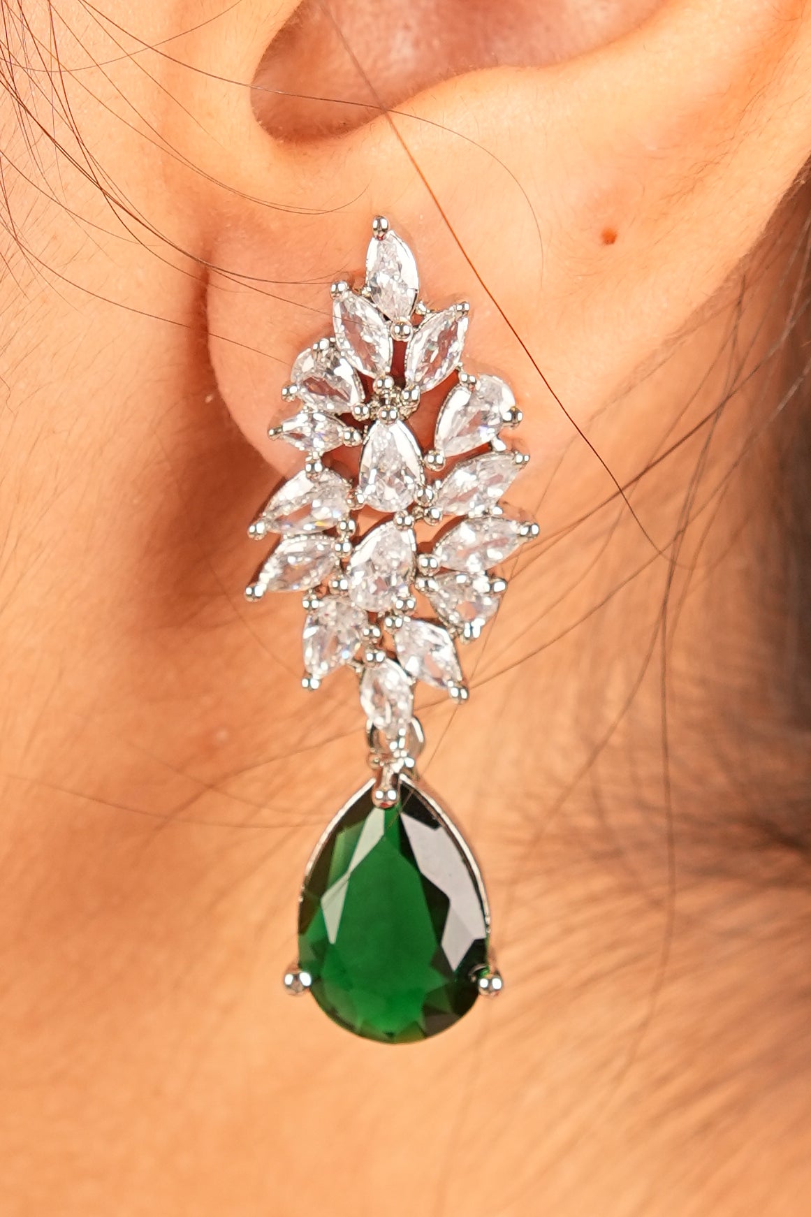 Emerald wing necklace set