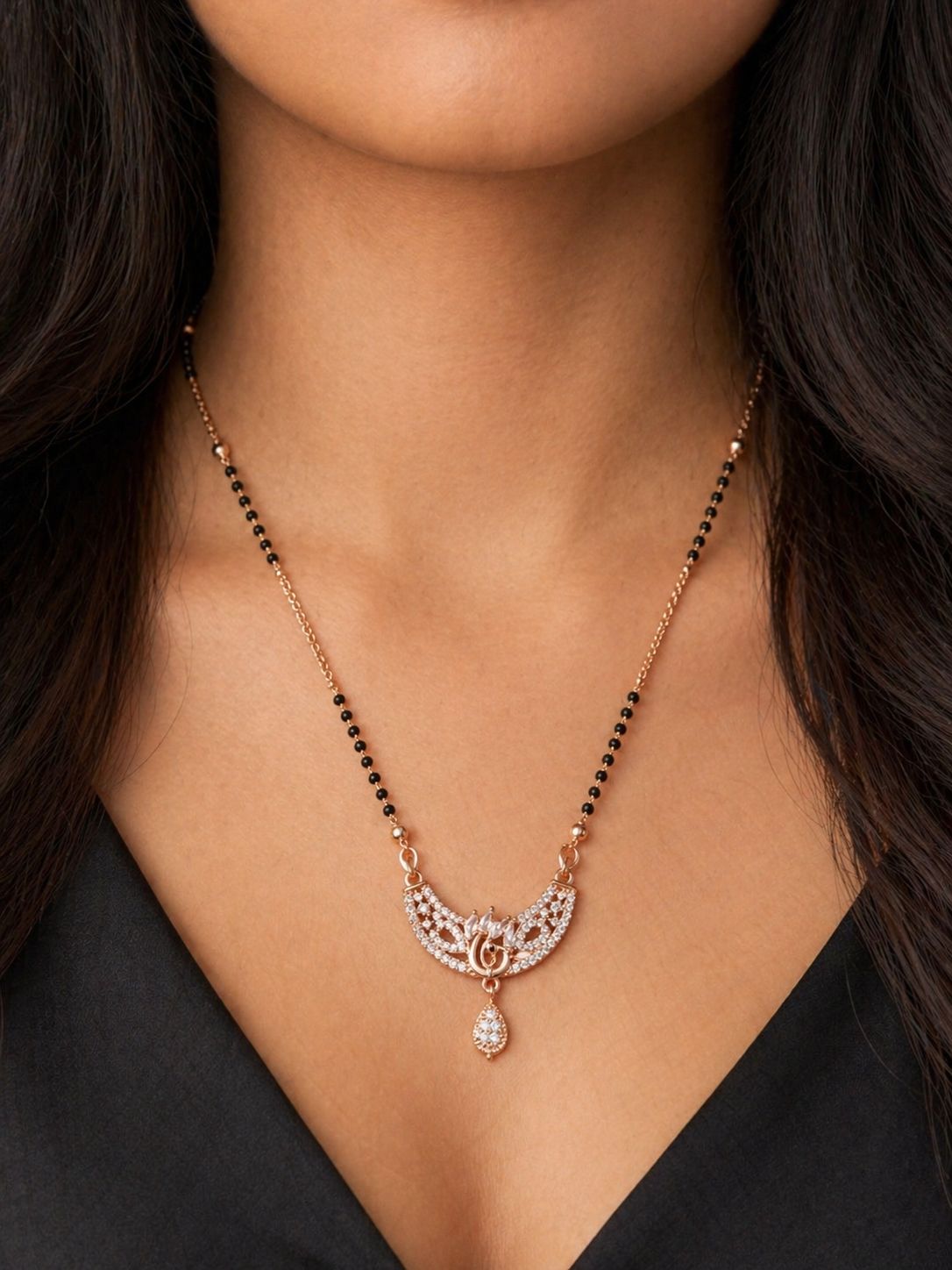 Rose gold Wing-Silhouette mangalsutra