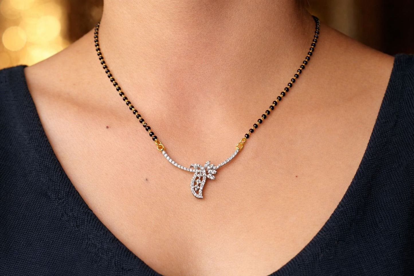 Paisley motif mangalsutra set